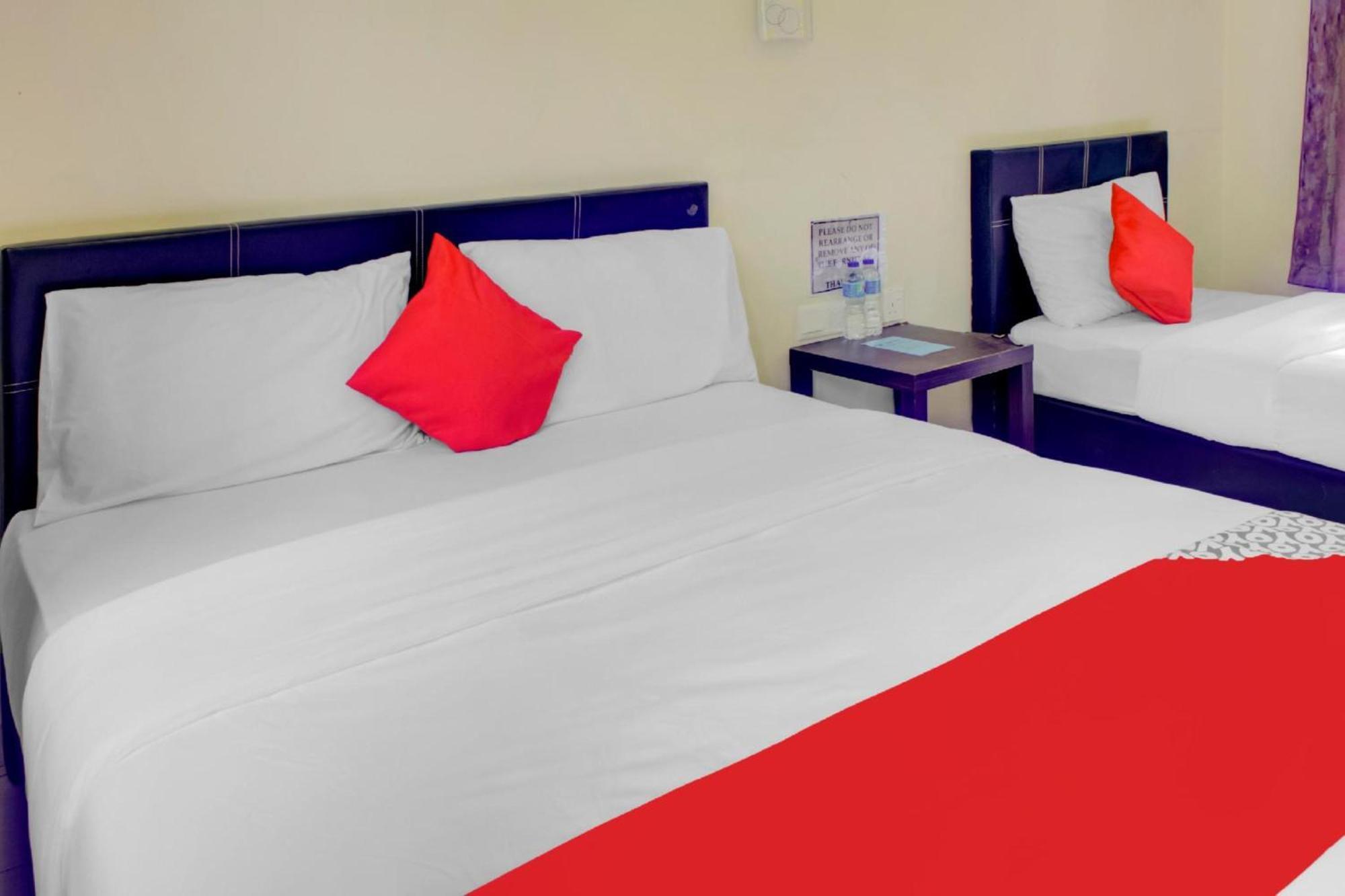 Super Oyo 89896 Sedili Inn Resort Kota Tinggi Εξωτερικό φωτογραφία