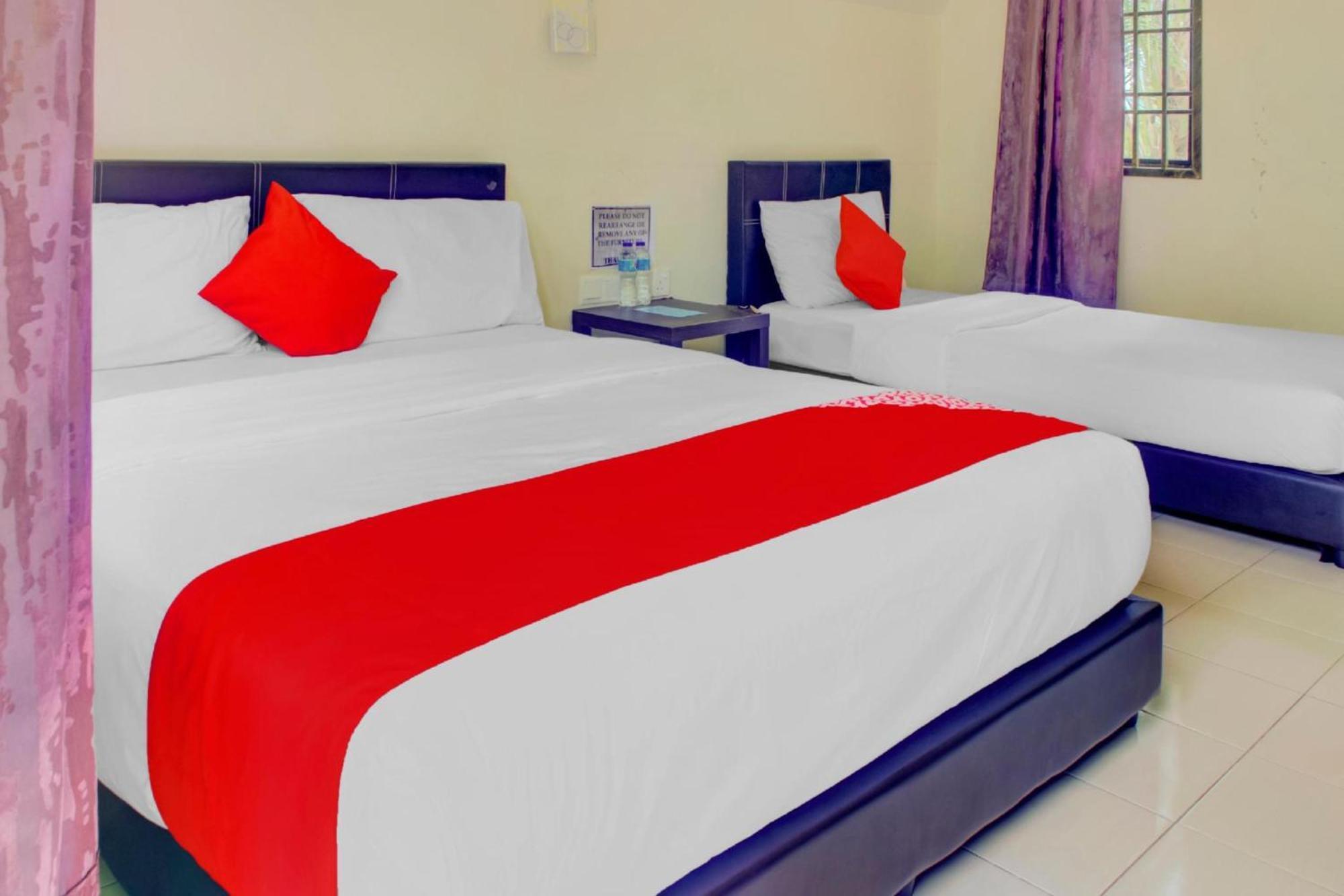 Super Oyo 89896 Sedili Inn Resort Kota Tinggi Εξωτερικό φωτογραφία
